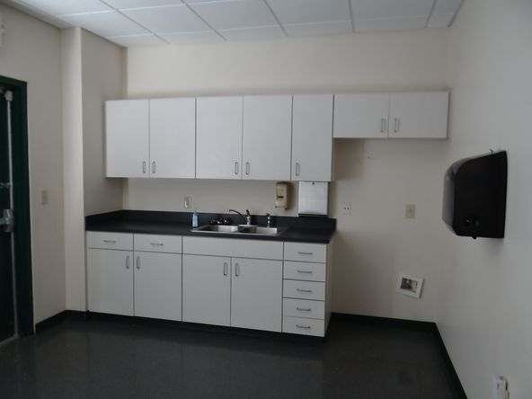 Athens medical/professional office: 22292 US Highway 72, Athens, AL 35613